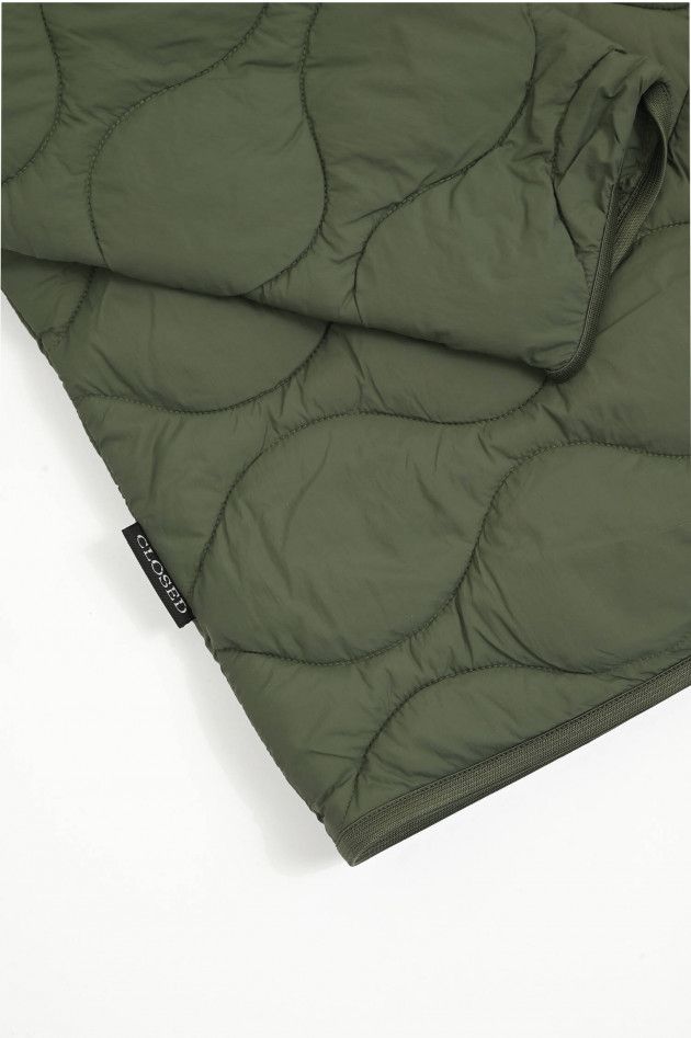 Closed Steppjacke in Oliv