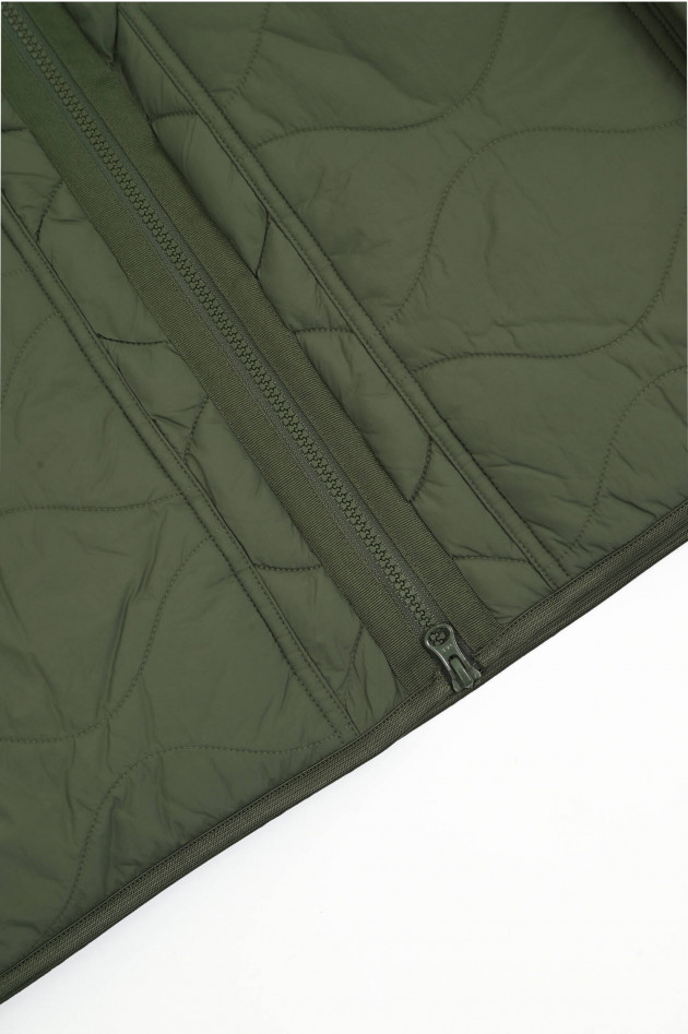 Closed Steppjacke in Oliv
