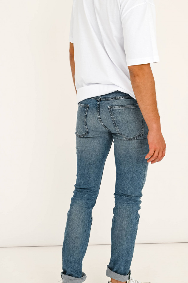 Closed Jeans mit dezentem Used-Look in Mittelblau