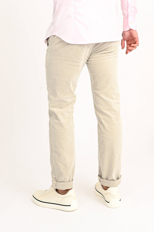 Closed Chino aus Cord in Offwhite
