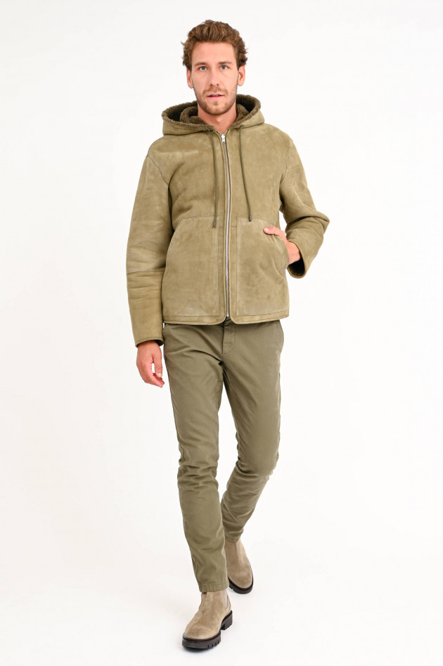 Closed Shearling-Wendejacke in Oliv