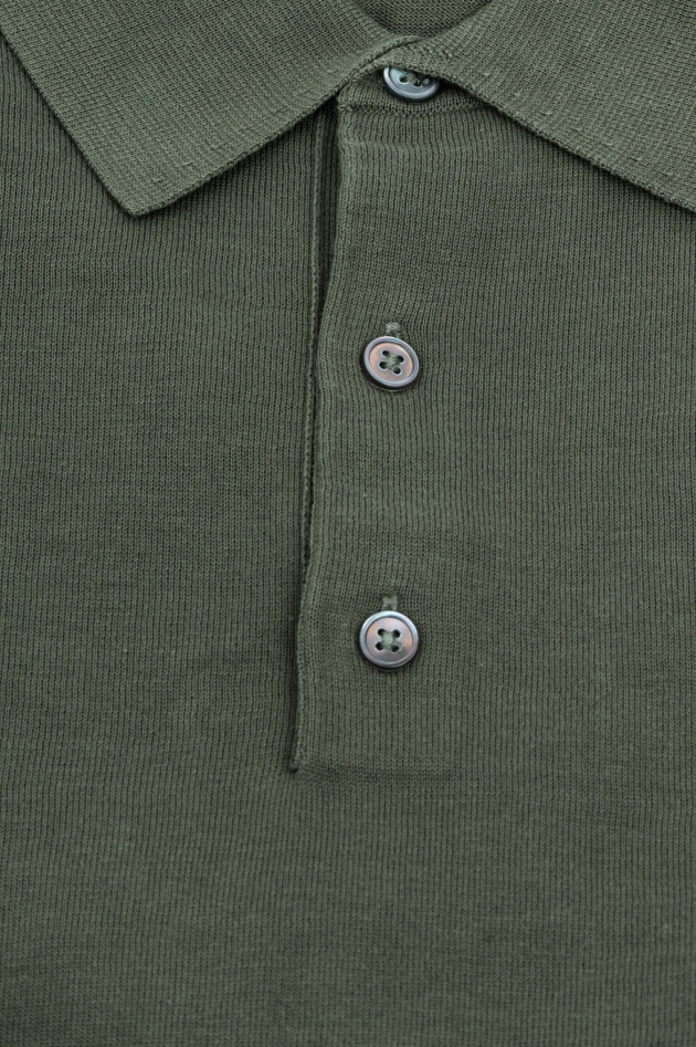 Closed Strick-Polo in Kahki