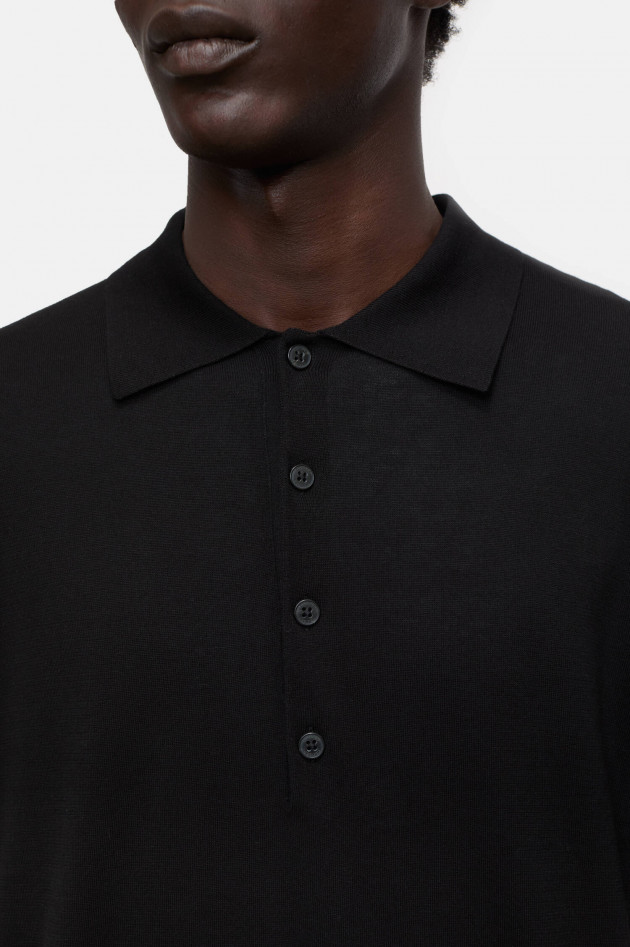 Closed Feinstrick-Polo in Schwarz