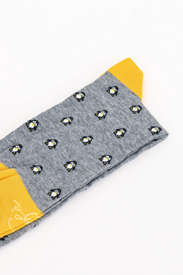 FeFe Socken mit Pinguin-Muster in Grau/Gelb