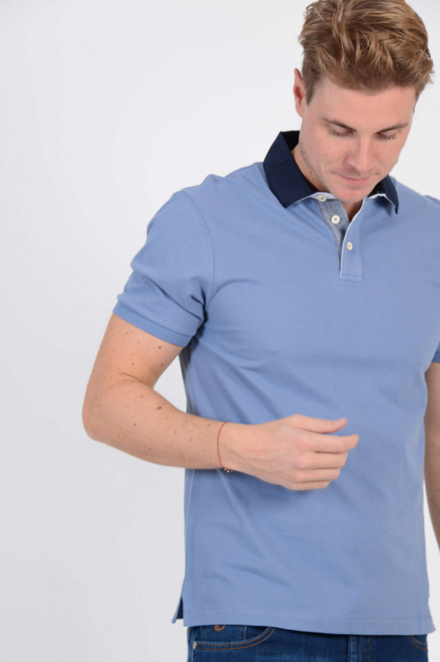 Hackett London Poloshirt mit dunkelblauem Kragen in Hellblau