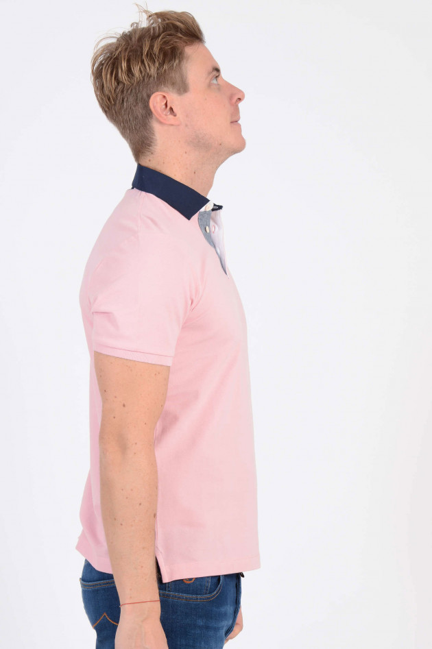 Hackett London Poloshirt mit dunkelblauem Kragen in Rosa