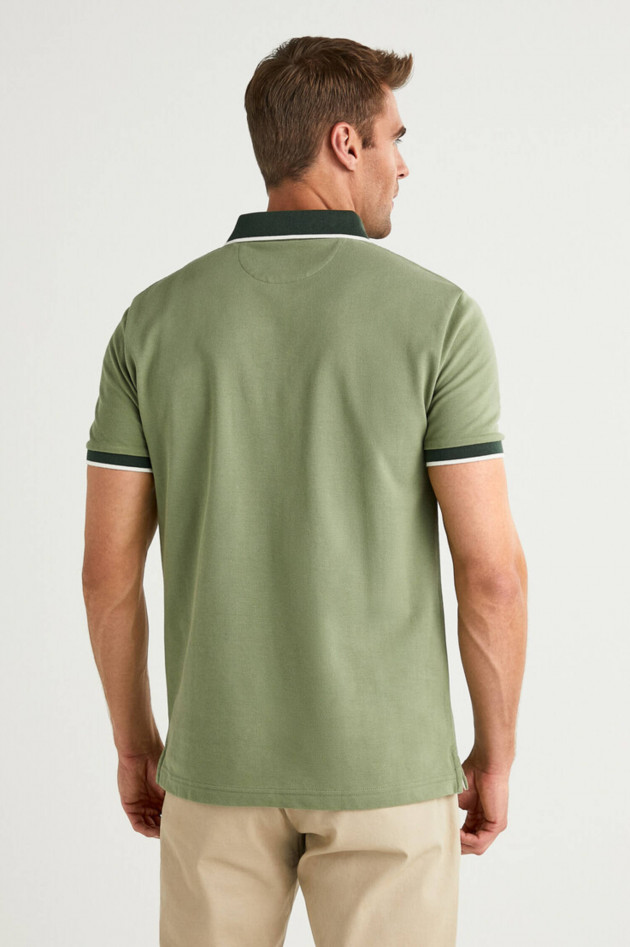 Hackett London Poloshirt mit Kontrastkragen in Oliv