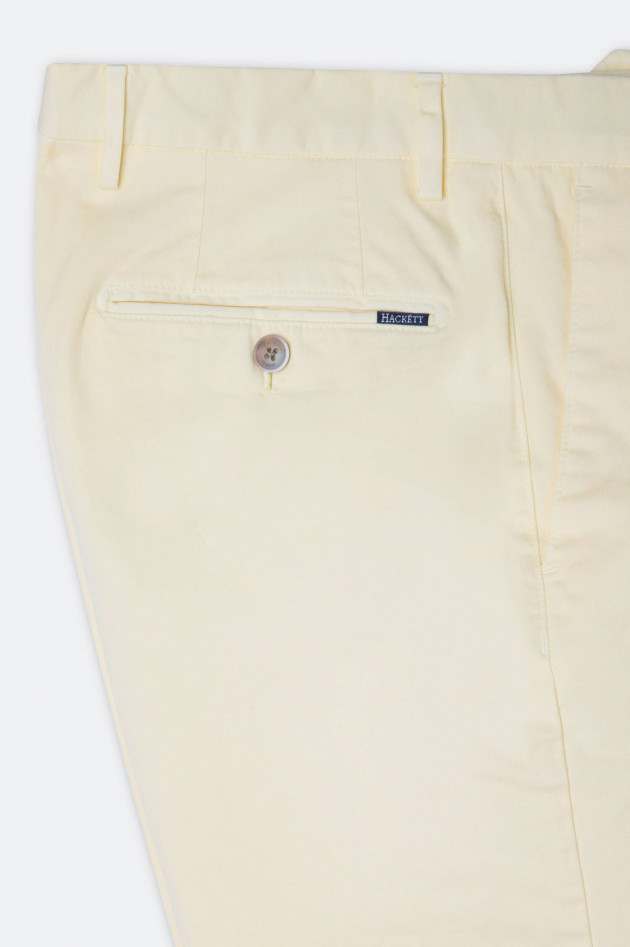 Hackett London Slim Fit Bermuda Shorts in Pastellgelb