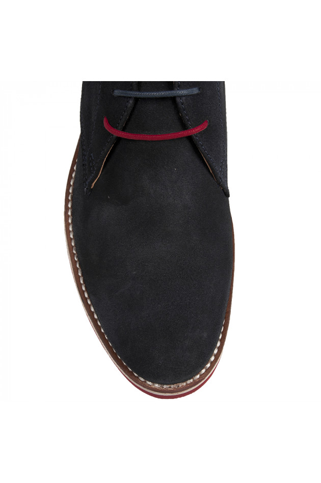 Schnürer von dem Modelabel HAKETT LONDON