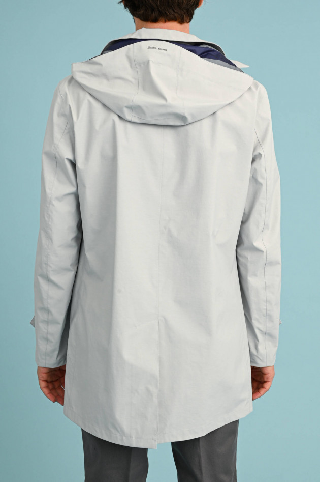Herno Windjacke mit ausgestelltem Schnitt in Hellgrau