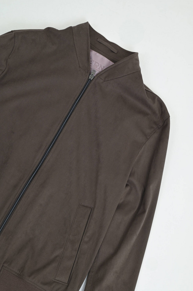 Herno Bomberjacke in Velour-Leder-Optik in Taupe