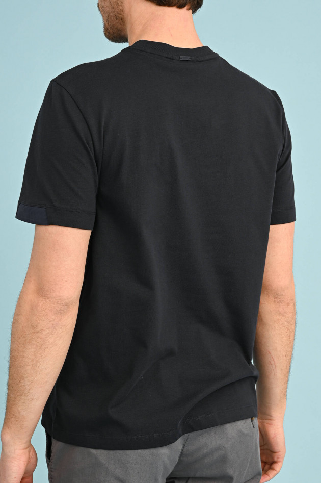 Herno T-Shirt mit XL-Brusttasche in Navy