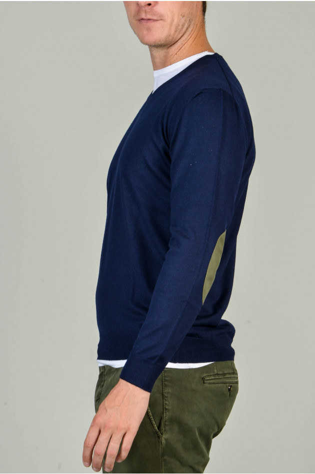 1868 V-Pullover in Navy