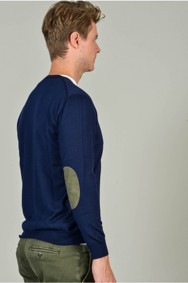 1868 V-Pullover in Navy