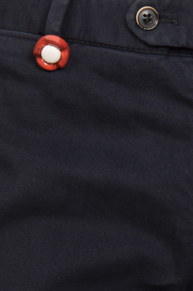 Hiltl Hose mit Brosche in Navy