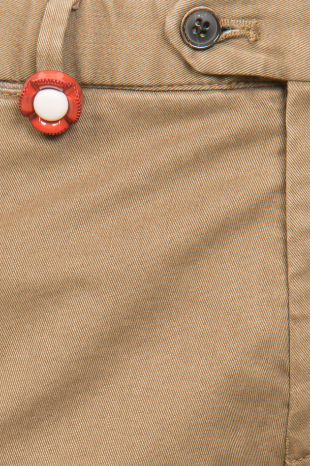 Hiltl Hose mit Brosche in Khaki