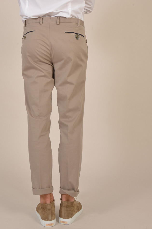 Hiltl Chino TEAKER in Beige