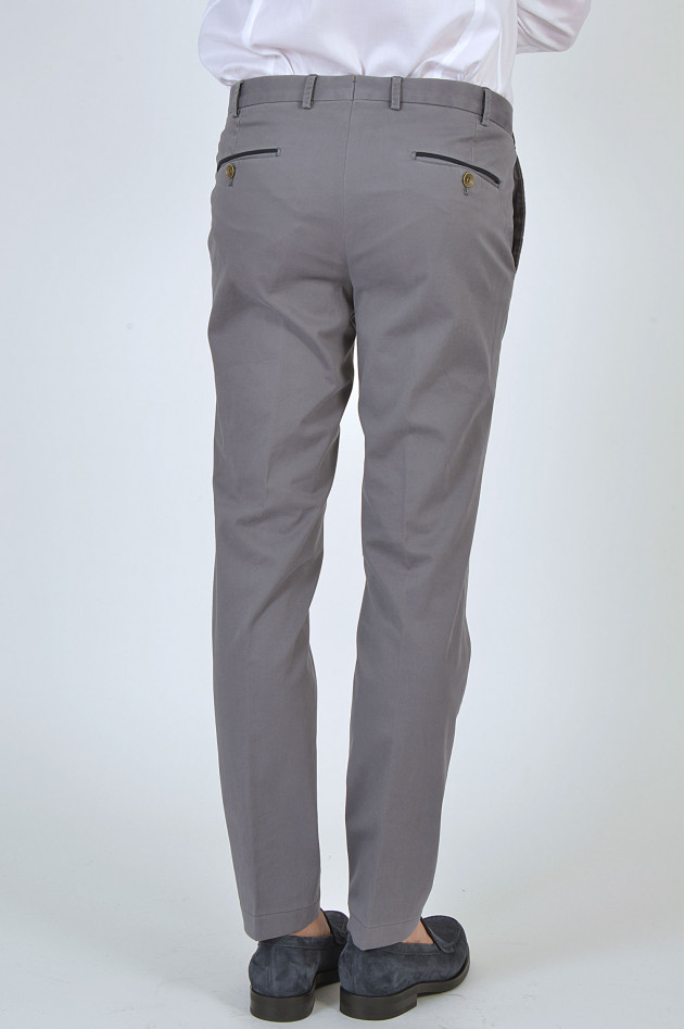 Hiltl Chino TEAKER in Grau