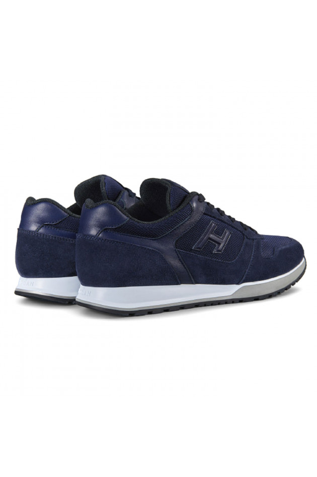 Hogan Sneaker in Navy