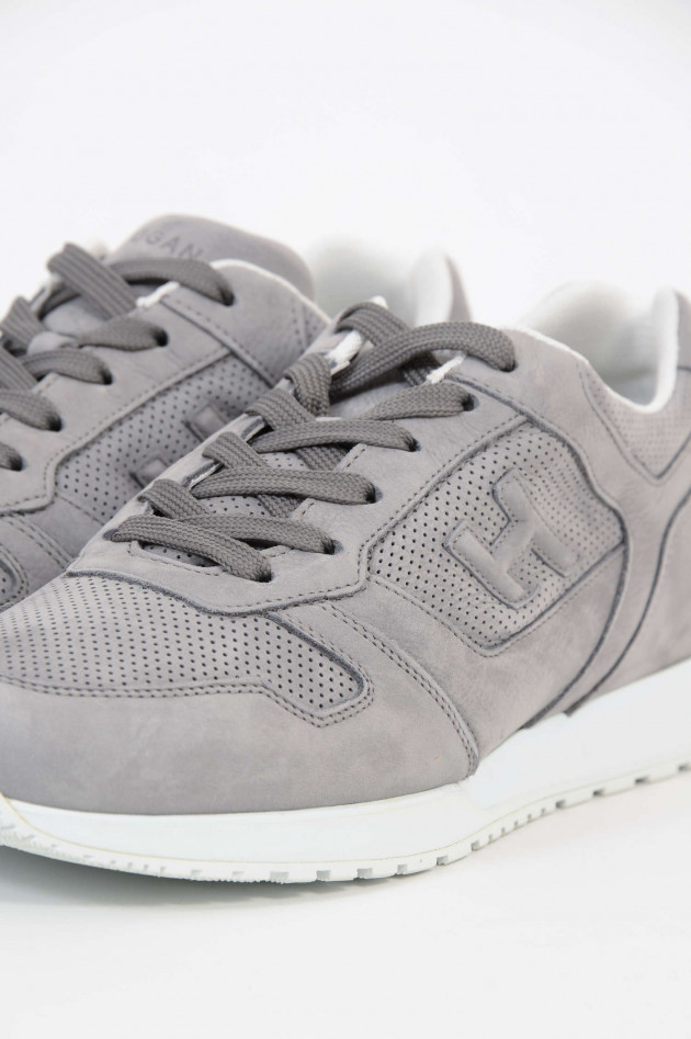 Hogan Sneakers aus Leder in Grau