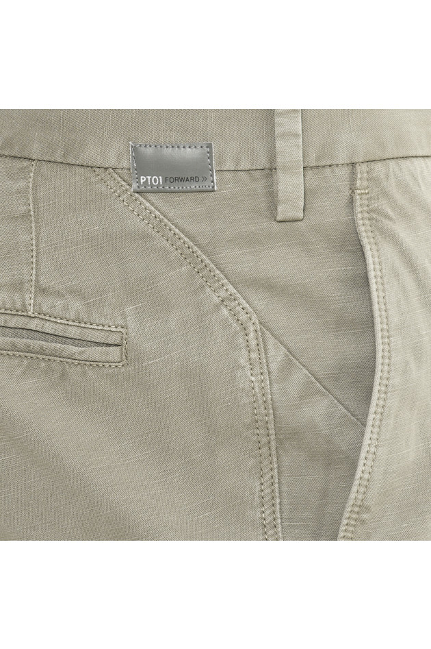 PT01+PT05 Hose in Sand