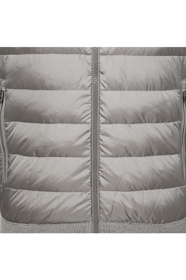 Moncler Jacke mit Dauneneinsatz in Hellgrau