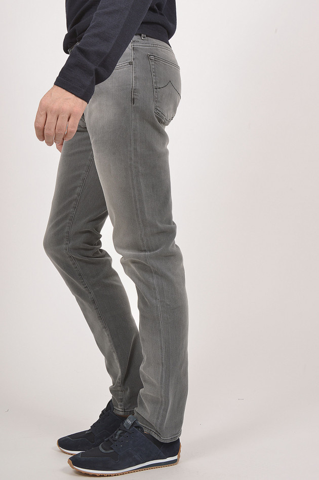 Jacob Cohën Jeans in Grau