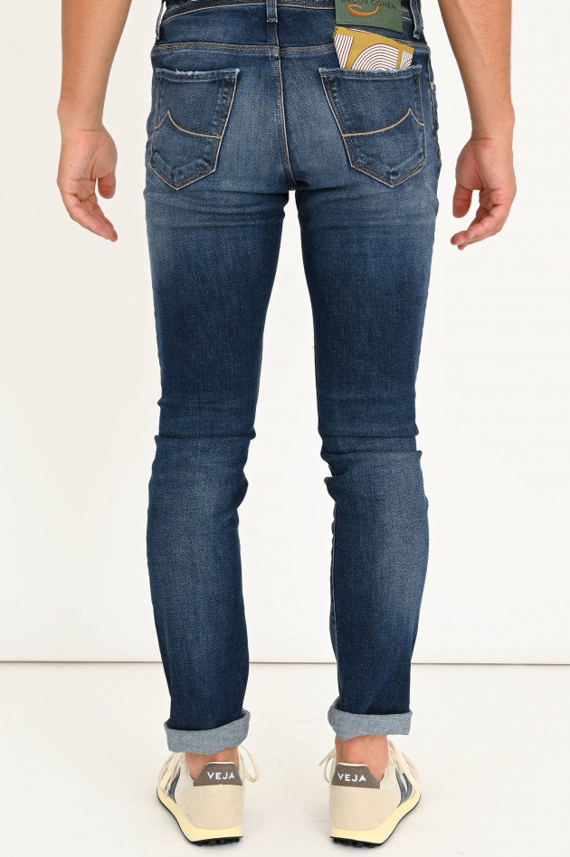 Jacob Cohën Jeans mit leichtem Used-Look in Mittelblau