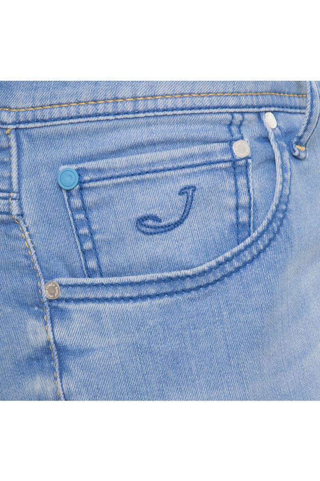 Jacob Cohën Jeans in Hellblau
