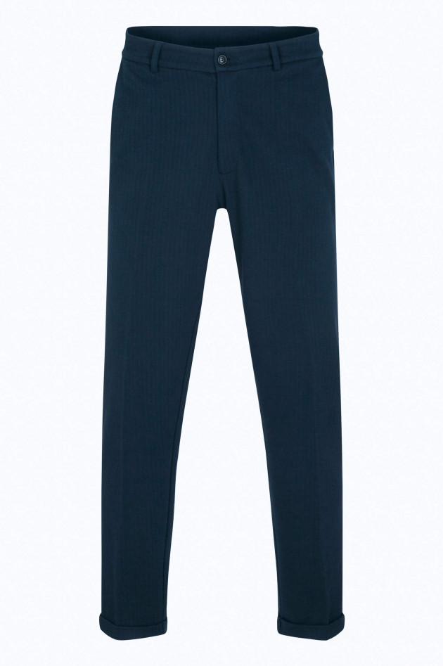 Juvia Jacquard-Chino in Navy