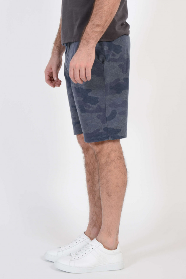 Juvia Shorts in Camouflage gemustert