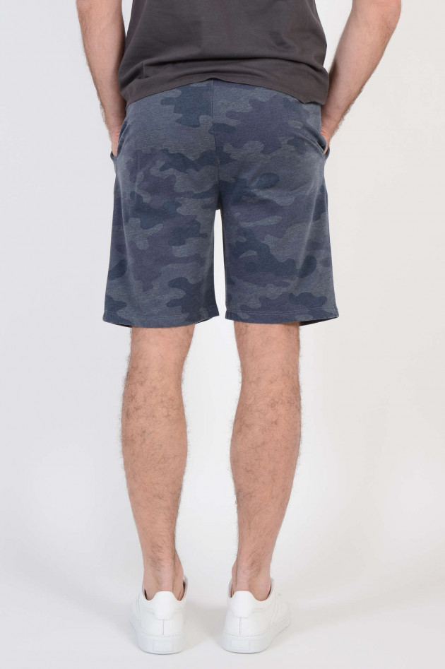Juvia Shorts in Camouflage gemustert