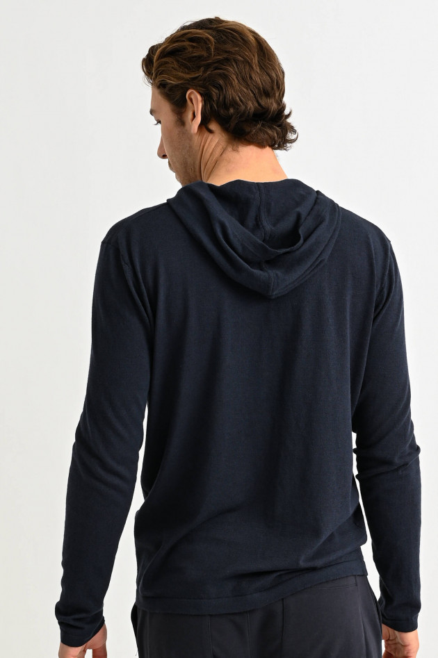 Juvia Hoodie aus Feinstrick in Navy