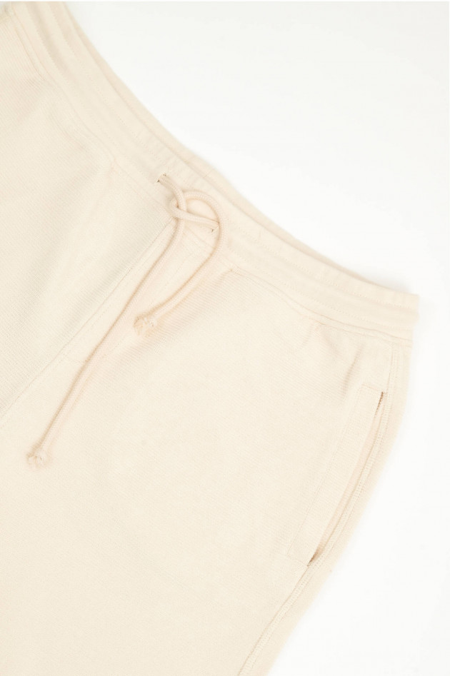 Juvia Curly-Bermudashorts in Creme