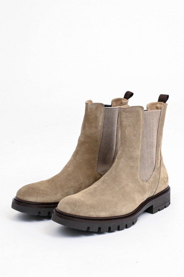 Juvia Chelsea Boot aus Veloursleder in Taupe