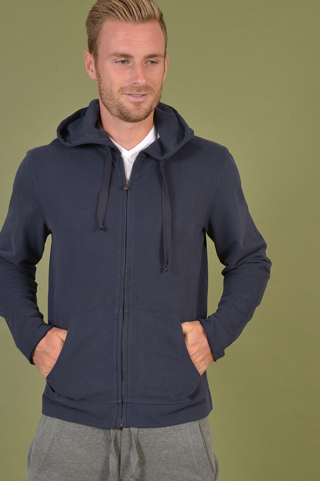Juvia Sweatjacke mit Kapuze in Navy
