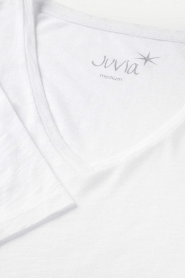 Juvia T-Shirt mit V-Ausschnitt in Weiß