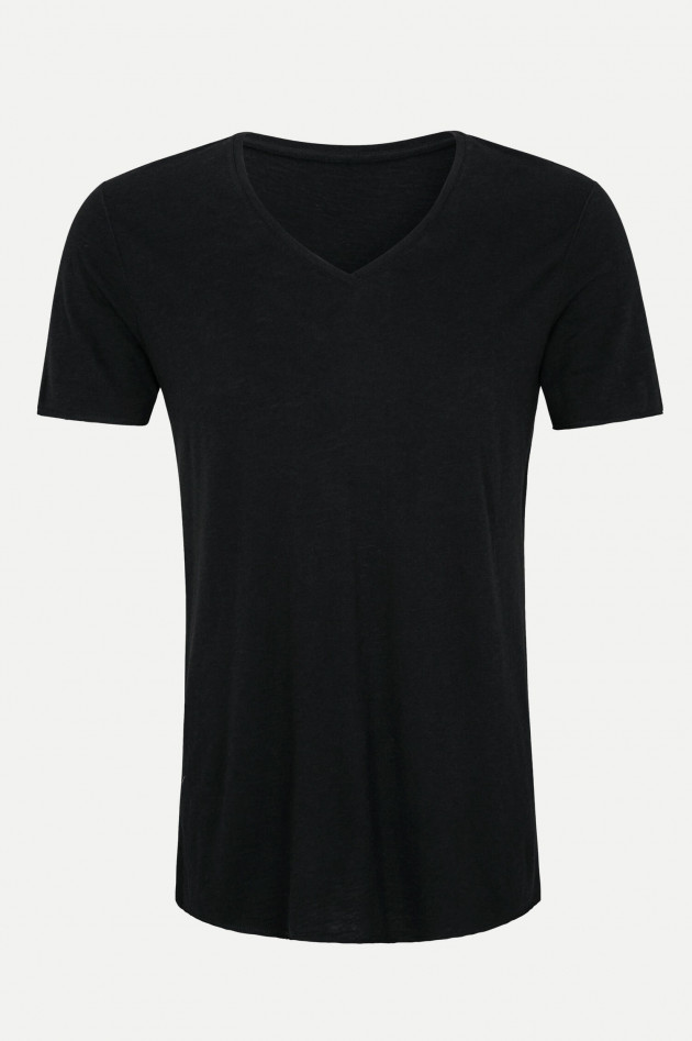 Juvia T-Shirt mit V-Ausschnitt in Schwarz