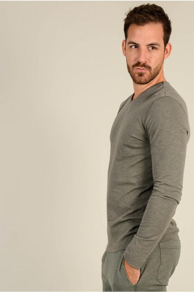 Juvia Langarmshirt in Oliv meliert