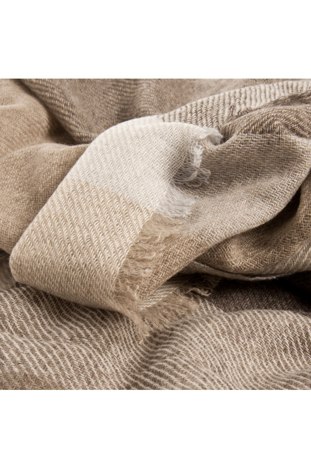andrea's 1947 Kaschmirschal Beige