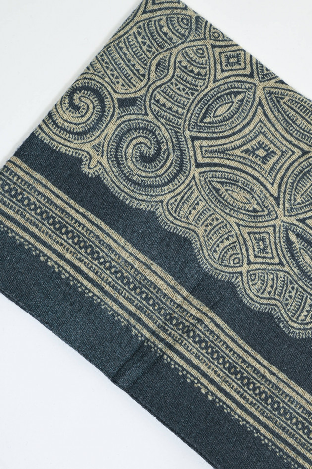 L.B.M. Gemusterter Schal aus Wolle in Blau/Creme