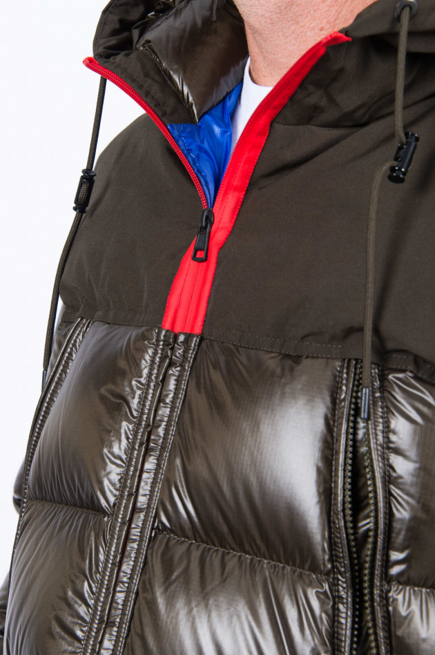 Moncler Daunenjacke EYMERIC in Oliv/Rot