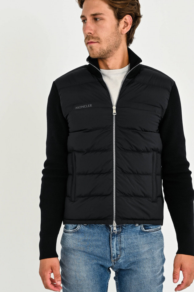Moncler Jacke aus Daunen-Strick-Kombination in Schwarz