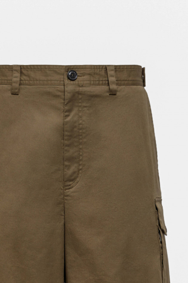 Moncler Cargoshorts in Khaki