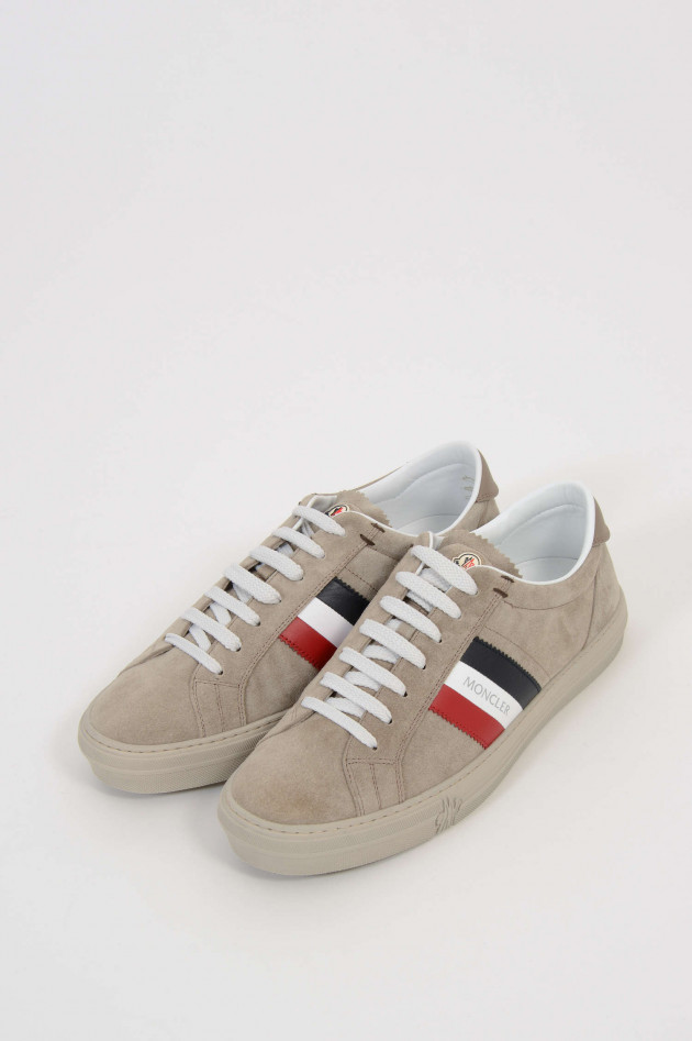 Moncler Sneakers aus Veloursleder in Beige