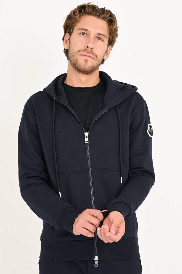 Moncler Sweatjacke mit Logo-Patch in Dunkelblau