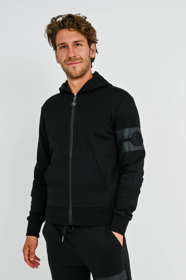 Moncler Sweat-Jacke mit Logo-Patch in Schwarz