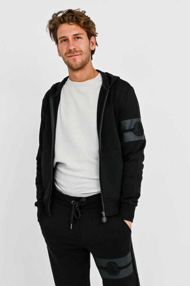 Moncler Sweat-Jacke mit Logo-Patch in Schwarz