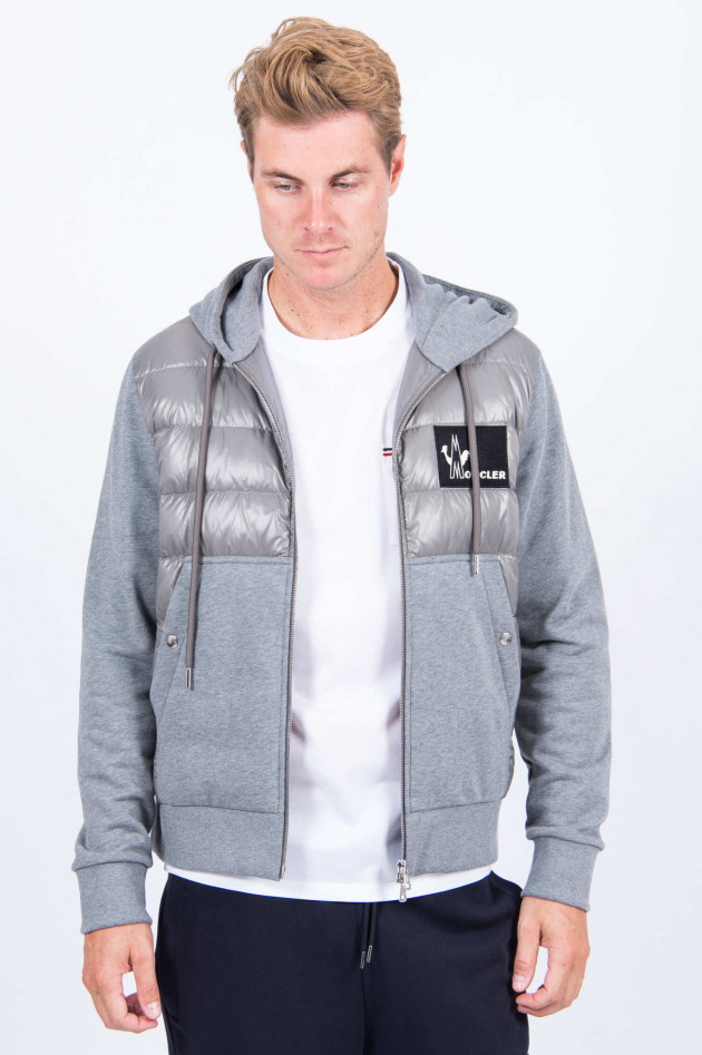 Moncler Sweatjacke mit Dauneneinsatz in Grau