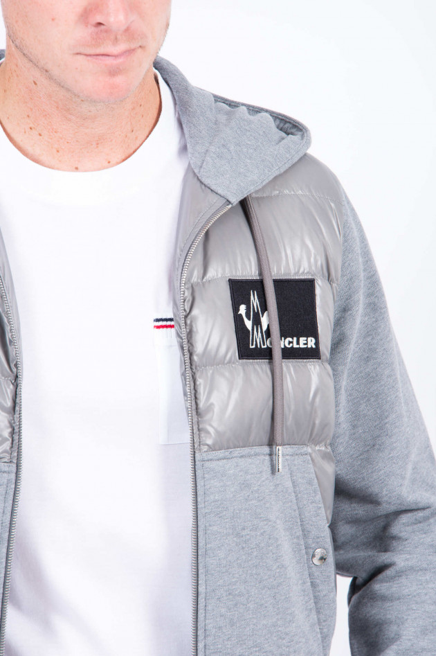 Moncler Sweatjacke mit Dauneneinsatz in Grau